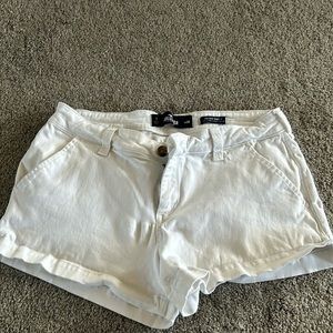 Hollister shorts size 7